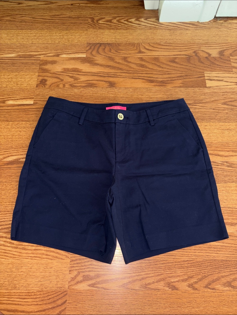NWT Lilly Pulitzer True Navy Women's Mid- Rise Stretch Shorts